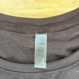 NWT Beyond Yoga Featherweight Daydreamer Pullover L Dark Brown thumbnail 8