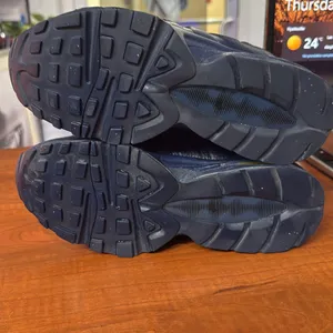 Nike Air Max 95 Triple Black Shoes‎ 307565-055 Athletic Sneakers Women's Size 8 thumbnail 7