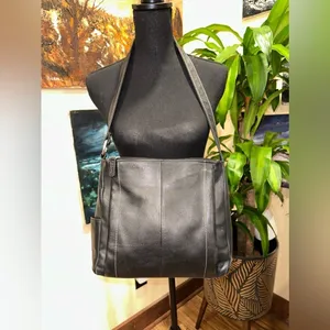 ROLF’S Black Genuine Leather Boho Shoulder Bag Pebble Grain Minimalist Hobo thumbnail 2