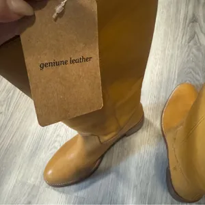 Frye Women’s Camryn Tall Pull On Boots Size 8M Color: Banana NIB thumbnail 6