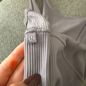 Lululemon Power Pivot Tank Top *Rib Dusky Lavender Size 4 thumbnail 6