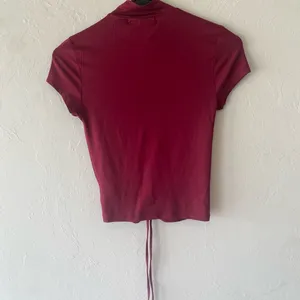 Crave Fame Burgundy short sleeve ruched #cropped #shirt #top thumbnail 7