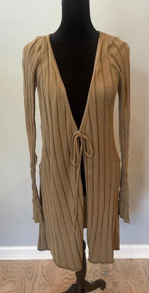 Urban Outfitters Tie-Front Long Ribbed Cardigan in olive thumbnail 1