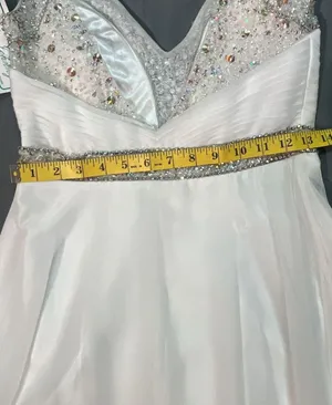 Dave & Johnny White Beaded V-Neck Long Formal Dress thumbnail 5