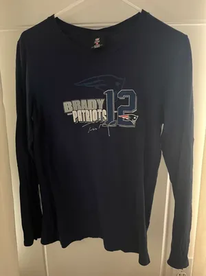 NFL New England Patriots Brady 12 Navy Blue Shirt Juniors Size L thumbnail 1