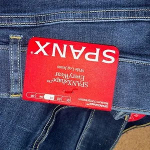 Spanx SPANXshape EveryWear Wide Leg Jeans Pull On Pacific Wash XLP XL Petite‎ thumbnail 8