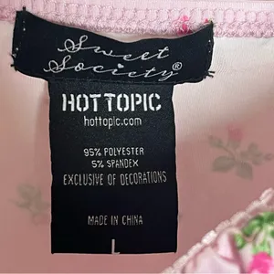 Hot Topic Sweet Society Pink Roses Top Size L Tank Top Cropped thumbnail 4
