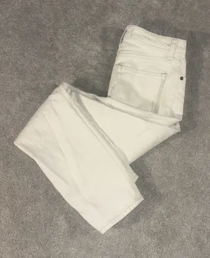 Abercrombie & Fitch Mom High‎ Rise Off White Jeans Size 25/0 thumbnail 1
