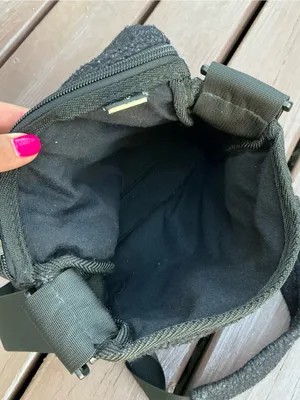 Comfy to wear Sherpa Messenger Crossbody thumbnail 9