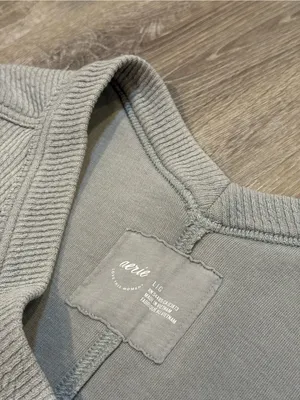 Aerie Wonder Textured V-Neck Sweatshirt Grey Size Large thumbnail 6