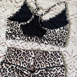 Zyia Active Leopard Matching Set thumbnail 5