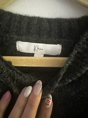 Lane 201 Leftover cozy sweater thumbnail 6