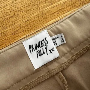 Princess Polly - High Waist Wide Leg Pants in Beige thumbnail 3
