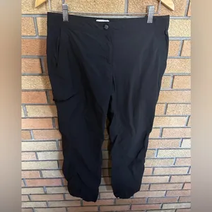 L.L. Bean Women's Water-Repellent Comfort Trail Pants Mid-Rise Straight-Leg 8P thumbnail 2
