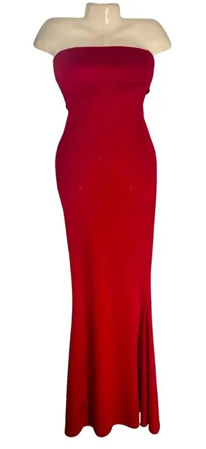 Pretty Little Thing Elegant Red Evening Gown thumbnail 1