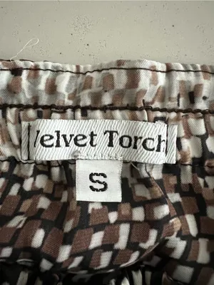 Velvet Torch Strapless Smocked Dress in Brown and White Print S thumbnail 3