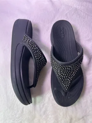 CROCS Women's Black Embellished Wedge Thong Sandals thumbnail 5
