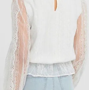 EXPRESS Scalloped Lace Mock Neck Peplum Top blouse shirt New satin lace shirt thumbnail 4