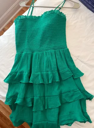 Boutique Green Dress thumbnail 1