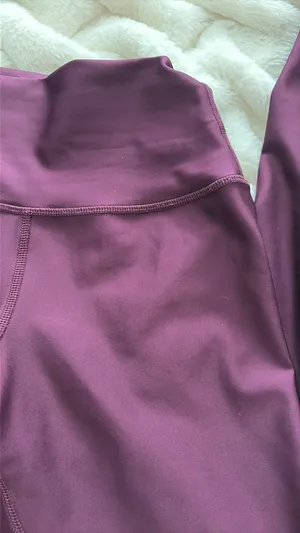 Alo Yoga Leggings High-Waisted Airlift thumbnail 4