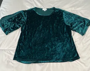 Teal Velvet Women's Top Green Size M thumbnail 1
