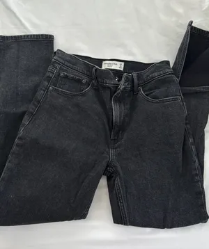 Abercrombie The Skinny High-Rise Jeans thumbnail 1