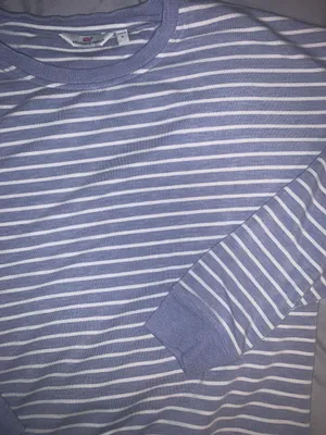 Vineyard Vines Sweater thumbnail 2