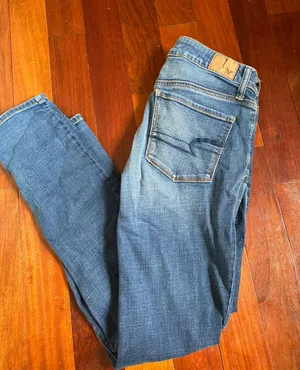 American Eagle Skinnies thumbnail 3