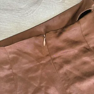 Brown Satin Mini Skirt Size XS thumbnail 5