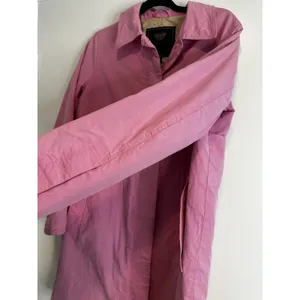 Coach Bubble Gum Pink Sz: L Single Breast Button Trench Coat. Lined w/ Logo thumbnail 14