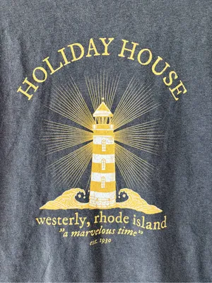 Comfort Colors graphic t-shirt Holiday House Rhode Island 100% Cotton sz Medium thumbnail 2