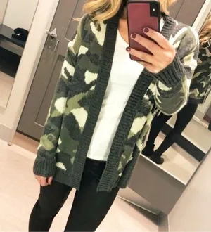Universal Thread Distressed Camo Cardigan Oversized Olive Camouflage Sweater XS thumbnail 1