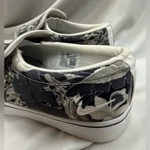 Nike Women's Slip-On Sneakers in Black, White and Gray Tropical Print thumbnail 8