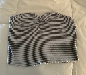 Brandy Melville Top thumbnail 1