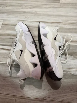 Nike White and Cream Chunky Sneakers RYZ Size 11.5 thumbnail 8