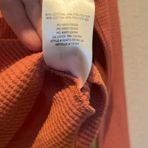Aritzia TNA Women’s Waffle knit notch neck shirt size XXS thumbnail 7