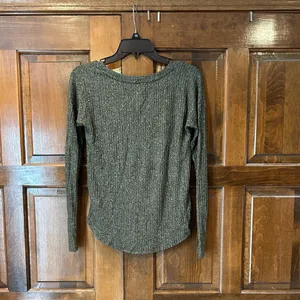 American‎ Eagle Soft & Sexy Olive Green Ribbed V-Neck Knit Sweater Top Womens XS thumbnail 5