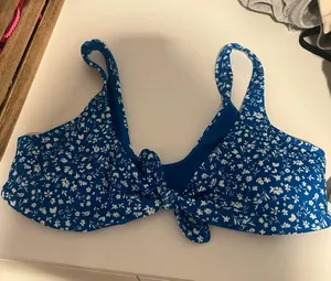 Hollister blue bikini top thumbnail 1