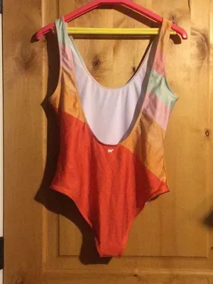 Gold Sheep Pastel Retro Sport Slim Fit One-Piece Swimsuit $80 NWOT L thumbnail 4