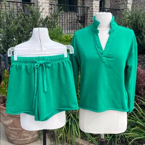 Matching Bright Dark Green Knit Set Pullover Shorts Size XS thumbnail 1