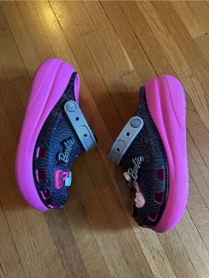 Barbie Crocs Crush Clog Black Electric Pink Barbie Core, Size women’s 9 thumbnail 3
