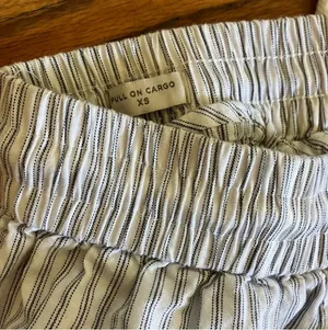 PacSun Pinstripe Pull-On Cargo Slouchy Fit Pants Size: XS thumbnail 5