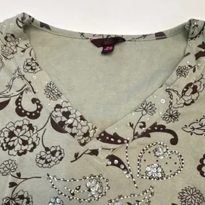 ALC Frank Women's Size L Sage Green Paisley Floral V-Neck Top Sequin Accents thumbnail 6