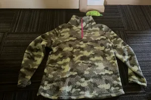 Fuzzy Pajama Set Size M thumbnail 2