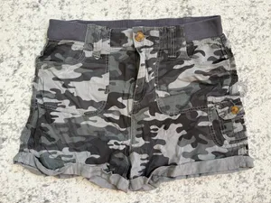 Knox Rose Camo Shorts thumbnail 1