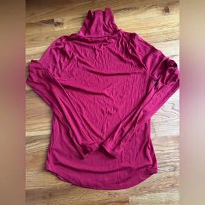 Aritzia Sunday Best Red Freshman Turtleneck Medium thumbnail 3
