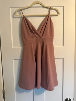 Pink dress with pockets thumbnail 2