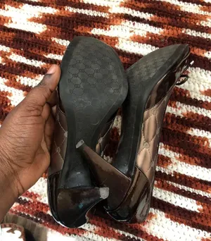 Antonio Melani Y2K Brown Whimsygoth schoolgirl patent genuine leather kitten 3” heels pumps thumbnail 7