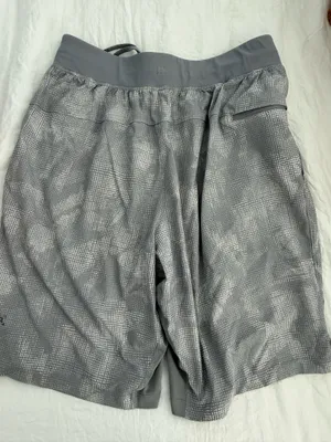 Men’s Lululemon Shorts thumbnail 2