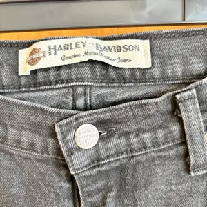 Harley Davidson Straight Leg Jeans Womens 6L‎ Black Faded Biker Moto 99015-05VL thumbnail 5